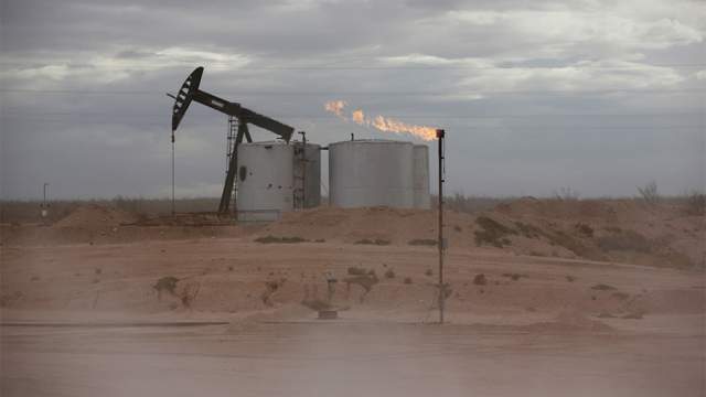 Фото - США обеспокоились возможным подорожанием нефти после введения потолка цен